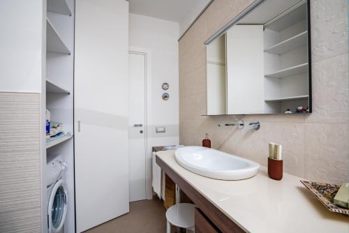 Poetica - Sea View Apartment photo 3