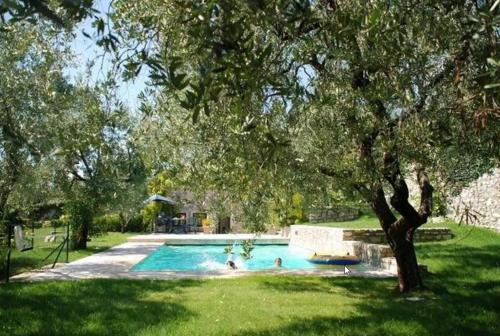 Πισίνα στο ή κοντά στο The Olive House, Garden and Pool