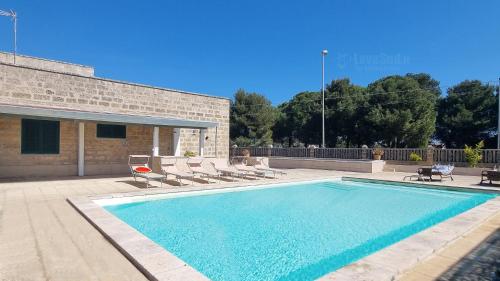 Bazén v ubytování Masseria Julia by LoveSud nebo v jeho okolí