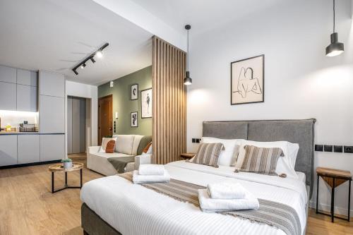Avia Deluxe Studio - Athens Modern Escape