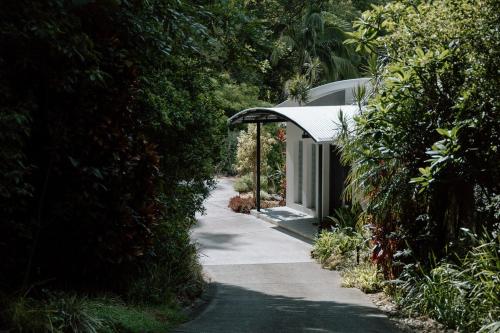 Gallery image of Luxury Hilltop Hideaway Private Outdoor Bath Stunning Hinterland Views in Mapleton