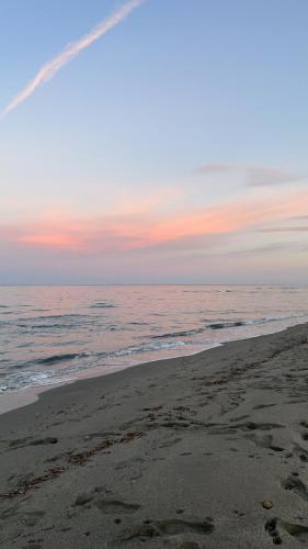 Photo de la galerie de l'établissement Marana, Maison en résidence de bord de mer., à Borgo