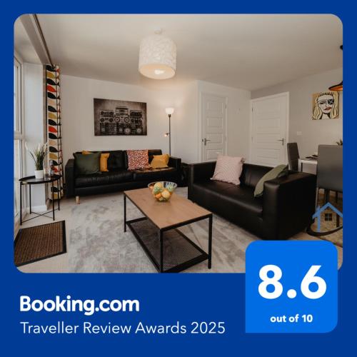 Posezení v ubytování Coyle House, 3 bed,Corby, super kings or twins, driveway, free wi-fi, corporates welcome