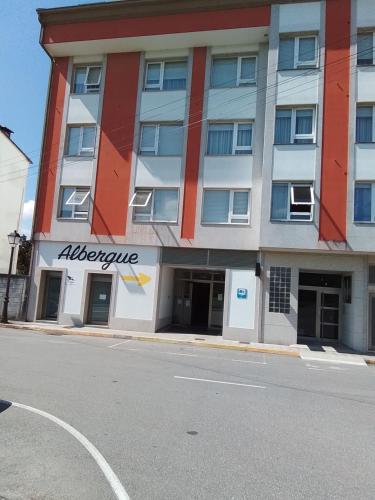 Hostel & Rooms O Albergue da Meiga