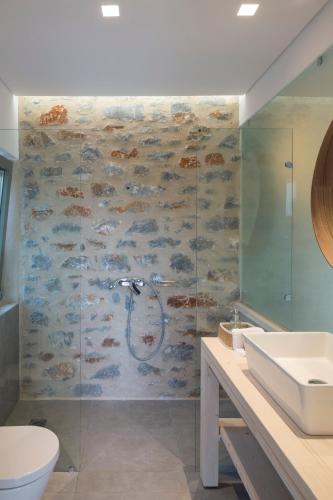 Un baño de Mythies - Holiday Houses in Mani