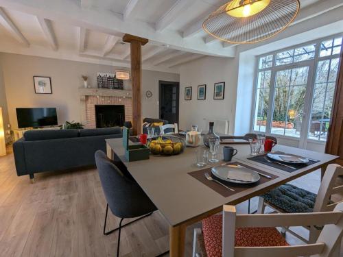 Villa spacieuse avec jardin privé, animaux acceptés - FR-1-653-276