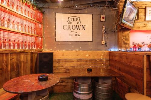 The Crown Pub & Guesthouse photo 51