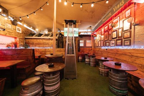 The Crown Pub & Guesthouse photo 52