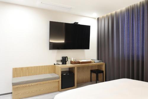 TV o dispositivi per l'intrattenimento presso Browndot Paju Heiri