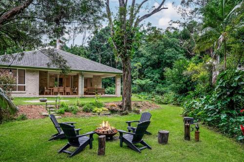 Un jardín fuera de Bridge Creek Retreat