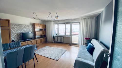 TV a/nebo společenská místnost v ubytování Apartament Żuławy Centrum