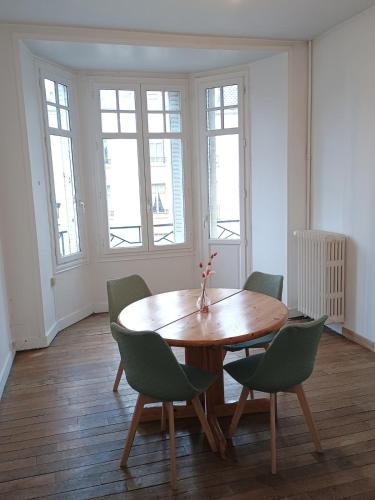 Photo de la galerie de l'établissement Old-fashioned charm & modern comforts, à Orléans