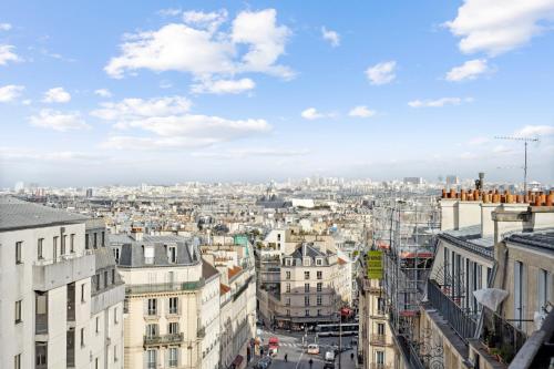 Amazing view apartment in heart of Paris