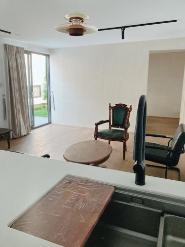 Χώρος καθιστικού στο Anping Lounge