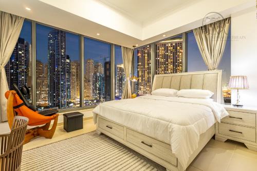 Nomad Retreats- Silverene tower Marina view