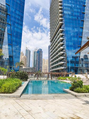 Nomad Retreats- Silverene tower Marina view photo 3