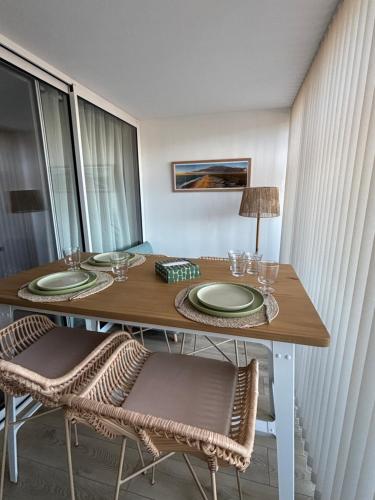 Studio cosy et rénové - vue port