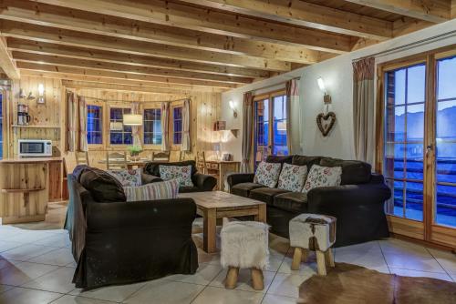 Chalet Orange