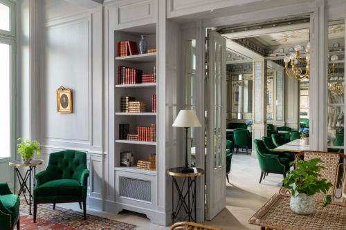 Hotel Du Quai Voltaire photo 21