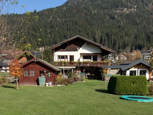 Nespecifikovaný výhled na hory nebo výhled na hory při pohledu z apartmánu