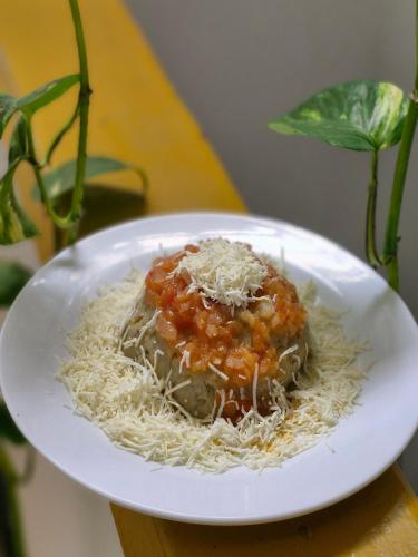 Jídlo v penzionu nebo okolí