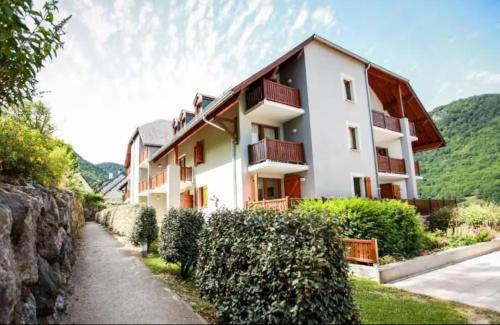 Les Balcons de La Neste - Appt 5-6 pers, Balcon et Vue Montagne