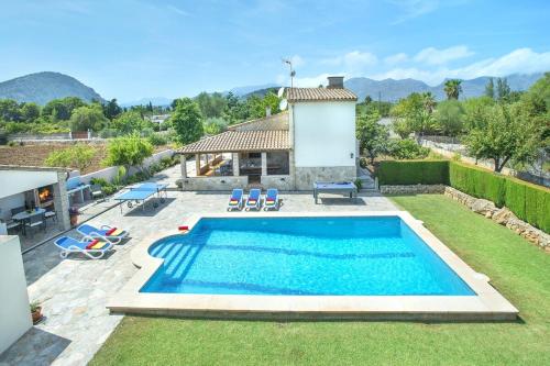 Beautiful villa near Pollensa by Renthousing