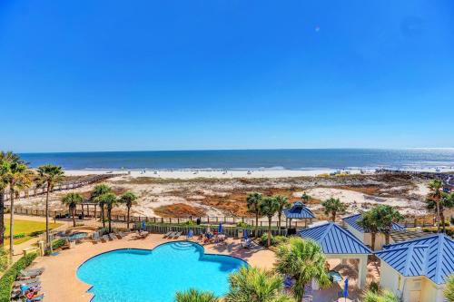 Πισίνα στο ή κοντά στο The Beach Club 509B