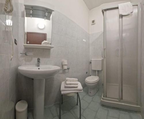 Koupelna v ubytování Albergo ristorante Da Tunon