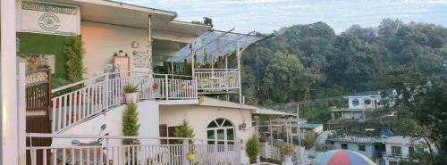 Ảnh trong thư viện ảnh của Golden Oak Villa Mussoorie ở Rājpur