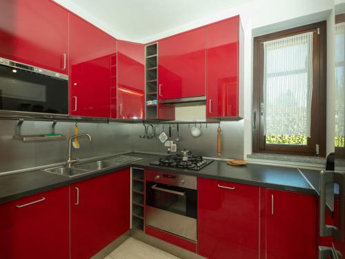 Η κουζίνα ή μικρή κουζίνα στο Apartment Anna by Interhome