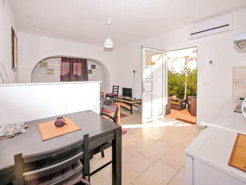 Apartment Nino-3 by Interhome