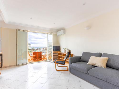 Apartment Le Mirazur by Interhome