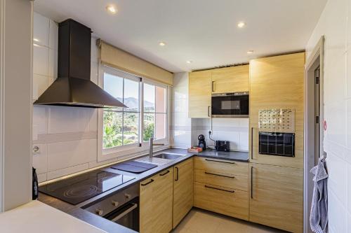 Dapur atau dapur kecil di Perfect for Family, Golf & Beach