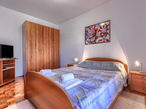 Apartment Zoki 2 by Interhome