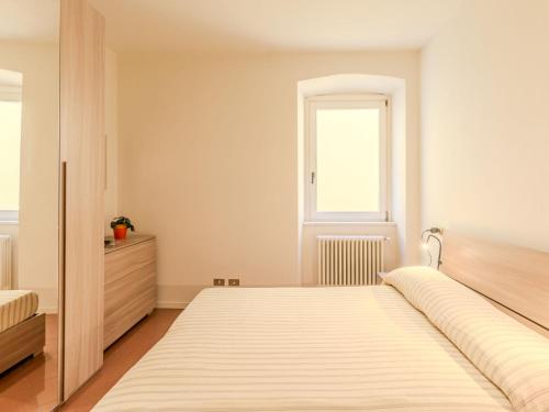 Cama o camas de una habitación en Apartment Alborella by Interhome
