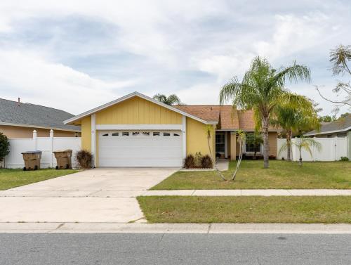 9 min to Disney Entrance-Peaceful Single Family House photo 15