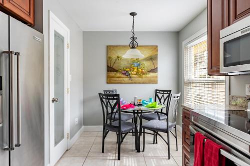 9 min to Disney Entrance-Peaceful Single Family House photo 30