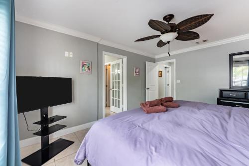 9 min to Disney Entrance-Peaceful Single Family House photo 37