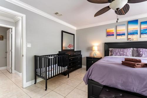 9 min to Disney Entrance-Peaceful Single Family House photo 11