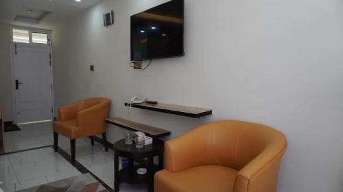 Телевизор и/или развлекательный центр в Sapphire Hunza