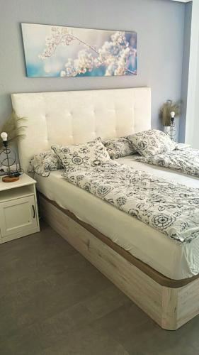 Katil atau katil-katil dalam bilik di Stylish and renovated house