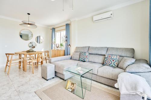 Χώρος καθιστικού στο Wild Palms Apartment