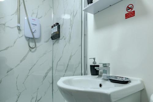 STAY HUB City Centre - Self Check-in photo 63