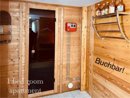 A bathroom at Ferienhaus am Elberadweg mit Sauna & Kamin - Natur, Erholung & S-Bahn-Anbindung - Saxon Oase
