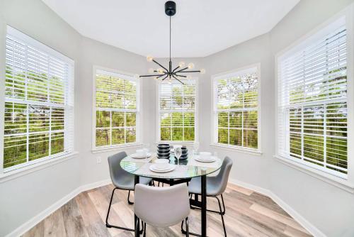 Φωτογραφία από το άλμπουμ του Near Disney - 3BR Condo - Games Pool & Sauna στο Ορλάντο