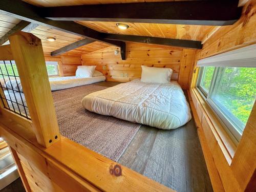 Cama o camas de una habitación en BMV4 Tiny Home Topline