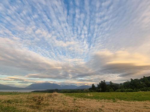 Φωτογραφία από το άλμπουμ του Cabaña con vista panorámica inigualable al lago Llanquihue y volcán Osorno σε La Ensenada