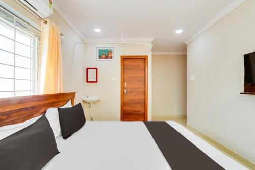 TV a/nebo společenská místnost v ubytování Hotel O S P R Luxury Rooms