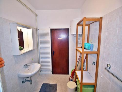 Apartment in Valbandon near Adriatic Beach